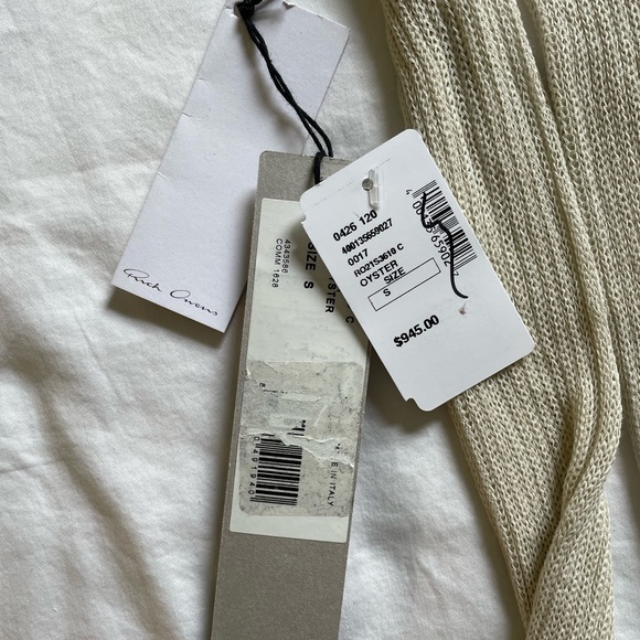 Rick Owens Membrane Banana Sweater in “Oyster” - Picture 11 of 16